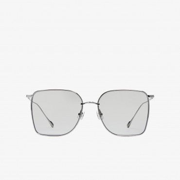 Burberry Eyeglasses Look